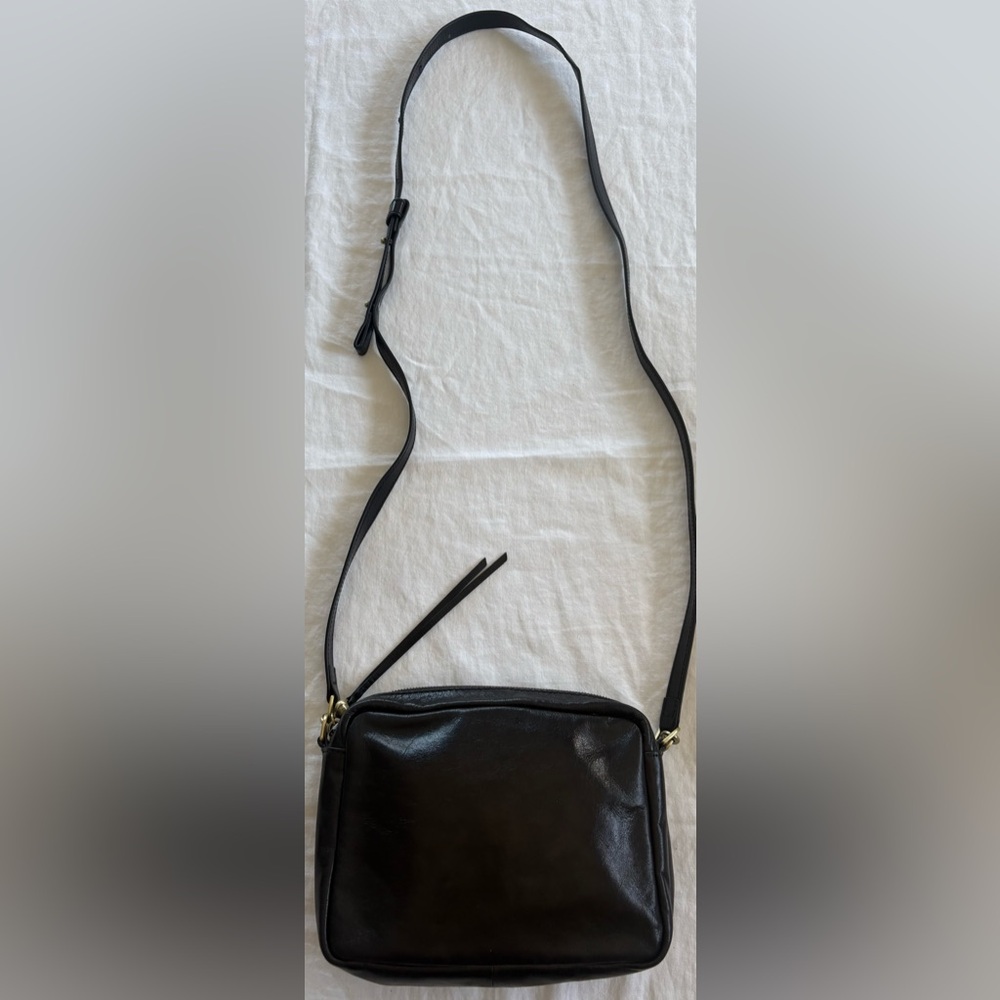 HOBO Leather Carry-All Crossbody